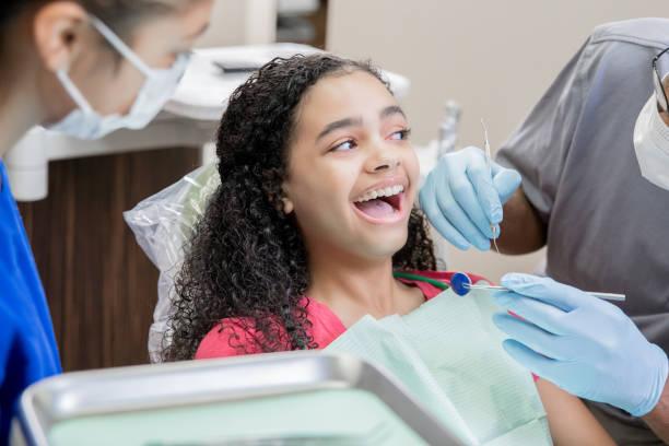 Best Weekend Emergency Dentist in Belington, WV